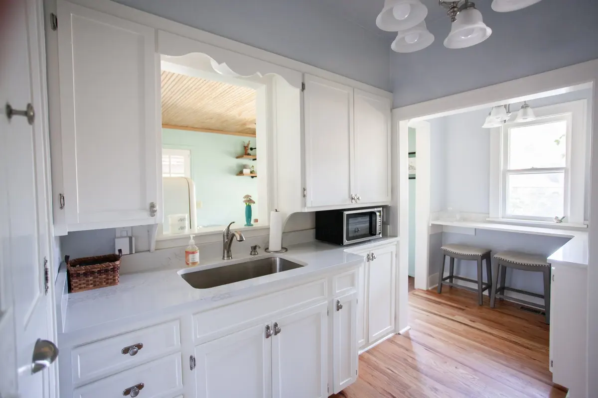 Pembroke Cottage living space